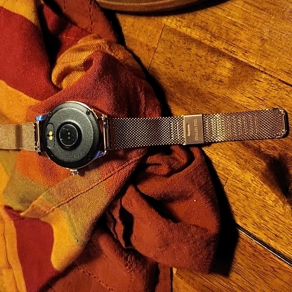 Smart Watch Bracelet - Picture 2 of 7